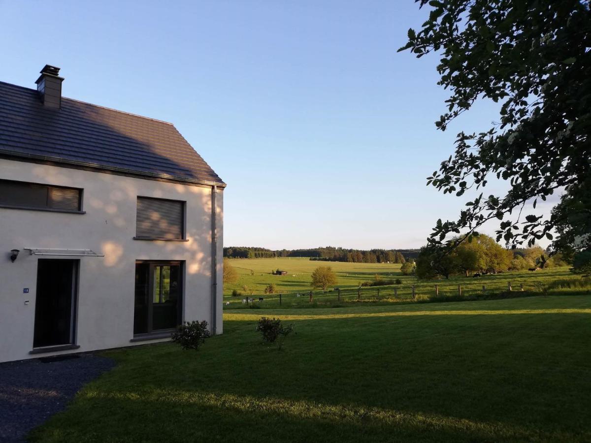Entre Seve Et Ciel Villa Tillet Bagian luar foto